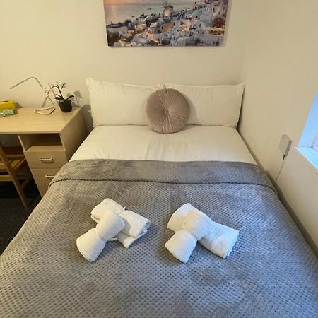 Lovely Triple And Quadruple Rooms In Euston & Square In Central London Bagian luar foto