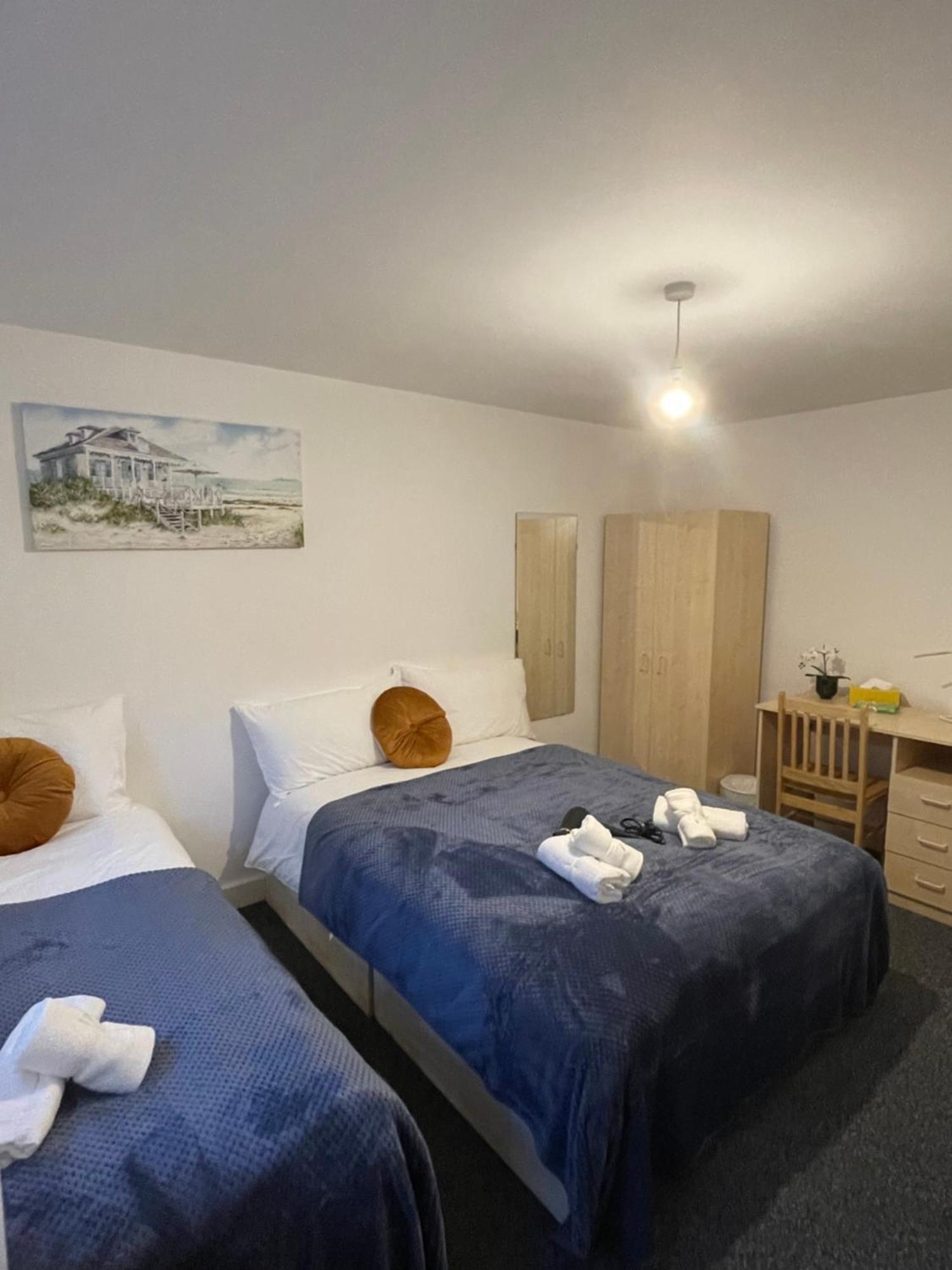 Lovely Triple And Quadruple Rooms In Euston & Square In Central London Bagian luar foto