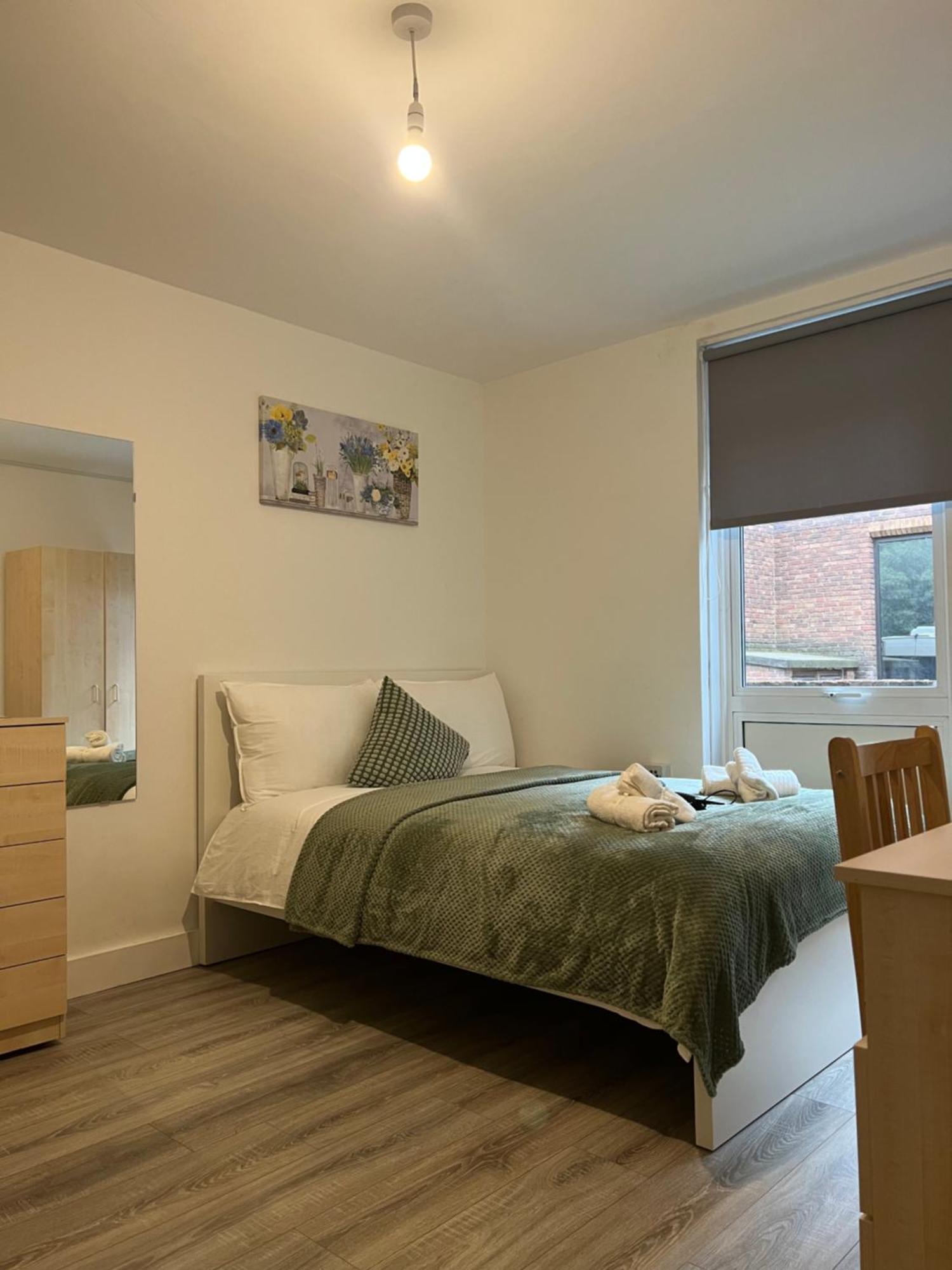 Lovely Triple And Quadruple Rooms In Euston & Square In Central London Bagian luar foto